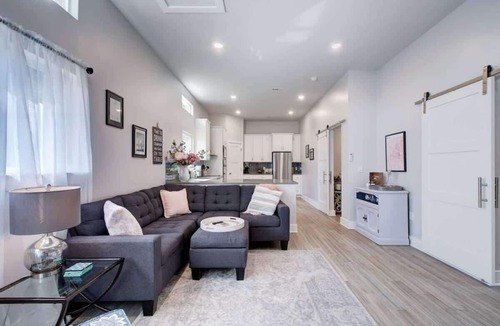 Austin Hills House | Modern Austin Guesthouse, Pets Welcome!