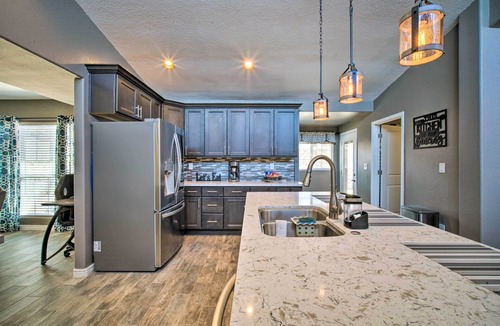 Northeast El Paso House | Modern El Paso Home w/Backyard & Fire Pit!
