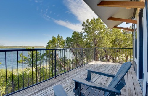 Graford House | Modern Graford Cabin: Walk to Possum Kingdom Lake!
