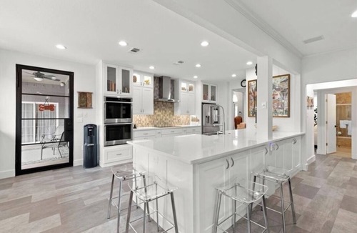 Weatherford House | MODERN LUXURIOUS HOUSE/with pool, and large Patio