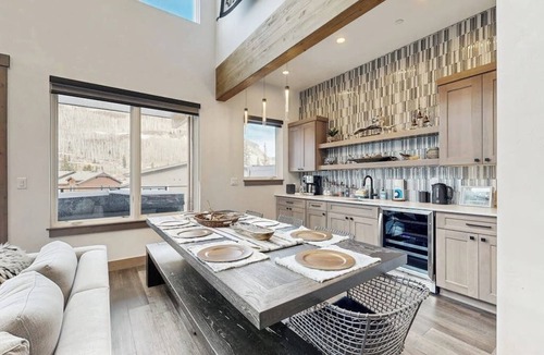 Purgatory House | Modern mountain home with W/D, hot tub, full kitchen & near ski resort
