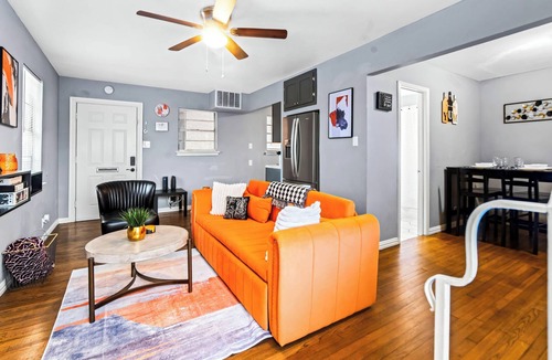 Cityplace Condo | Modern & Spacious Condo 2BR/2BA Retreat Near Downtown + Free Parking