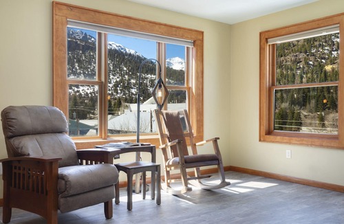 Ouray Condo | Modern Studio in the Heart of Downtown Ouray | Prime Location