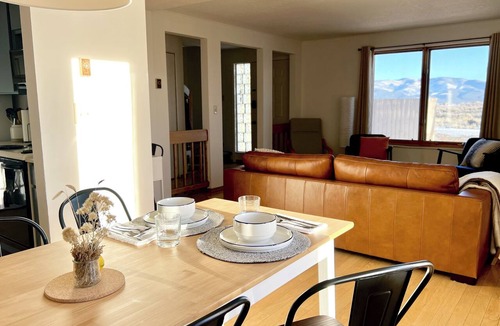 El Prado House | Modern Taos retreat with private steam shower