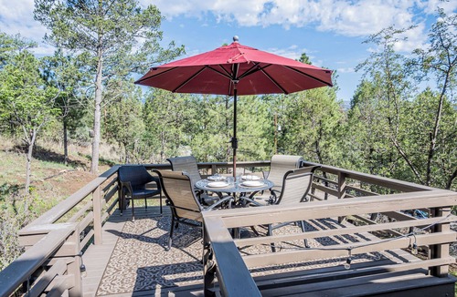 Ruidoso Ski Chalet | Monte Bello Chalet-Beautiful Mountain Cabin, Ruidoso, NM w/AC, private, .7 acres