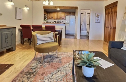 Arroyo Seco Condo | Mountain and Valley View Spacious Condo