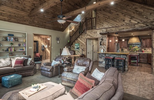 Alto House | "Mountain Escape," Our cozy mountain home, Quiet Neighborhood