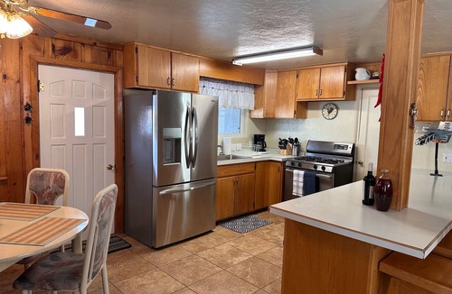 Zuzax House | Mountain Getaway at Joe's Haven