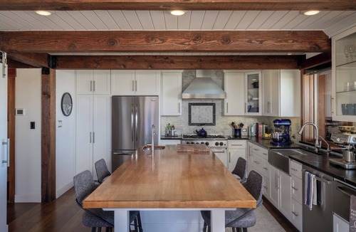 Telluride House | Mountain Retreat w/Fire Table, Hot Tub & Library Loft