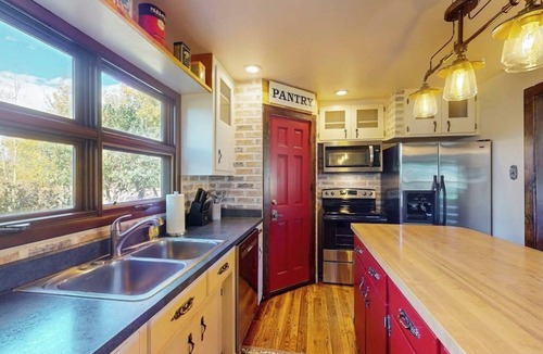 Del Norte House | Mountain View Home & Apartment w/fire pit, air hockey, foosball near Wolf Creek