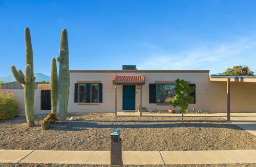 Tucson House | Mountain views! Big private yard with pool - heat optional with fee & spa!