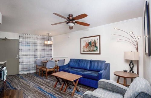 Historic Downtown Durango Resort | MountainSide Resort near Zip Lining and Museums