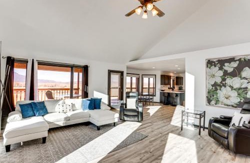Cortez House | Mtn-View Escape w/Office Space in Cortez!
