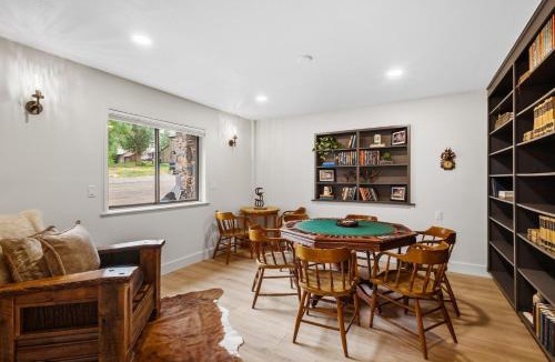 Ouray House | Munn Park Lodge, in Ouray CO