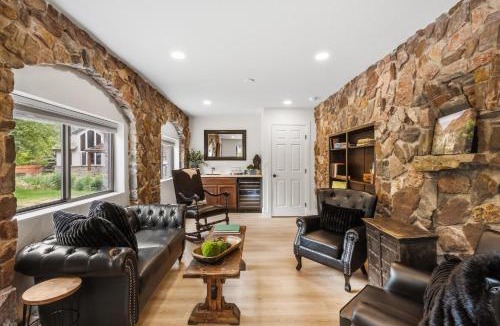 Ouray House | Munn Park Lodge, in Ouray CO