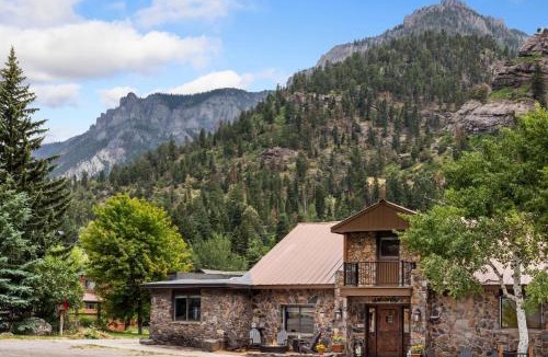 Ouray House | Munn Park Lodge, in Ouray CO