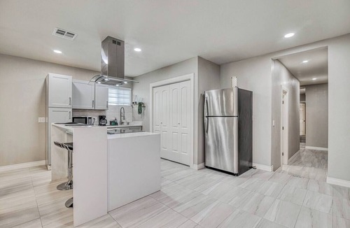 El Paso House | My Cozy Duplex “B” in the heart of West Side