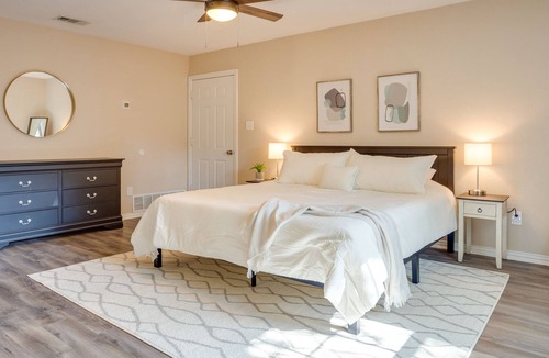 Arlington Heights Apartment | Near Dickies | Will Rogers | Downtown | King Bed✨✨