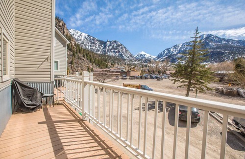 Ouray House | Near Hot Springs + Downtown Ouray | Deck with Views