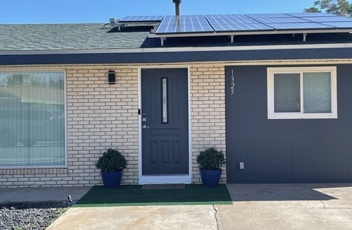 Las Cruces House | NEW! Beautifully Remodeled 5 Bedroom Mesilla Street Home- All New Furniture