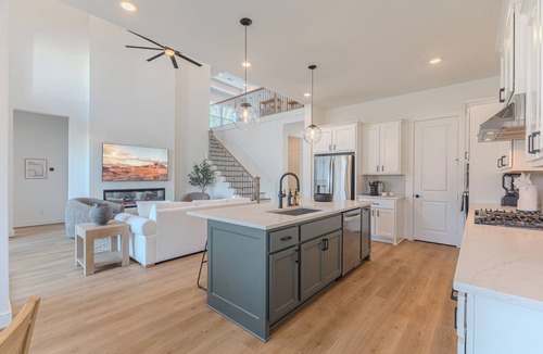 Magnolia House | NEW BUILD! 6-Month stays Fully Furnished 4BR Near Woodlands