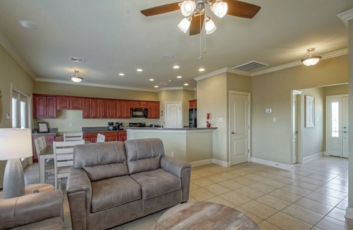 Barataria House | New For 2025 - Waterfront Bayou Retreat: 25 Min to NOLA.