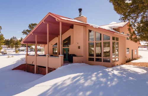 Pagosa Springs Cabin | New Listing! Hot tub, great mountain views, near Hatcher Reservoir
