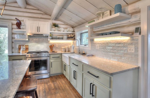 Creede House | New Listing! Luxury Mtn Cottage | River and Mtn Views | Expansive Deck