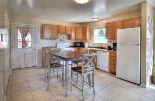 Creede House | New Listing! Quaint Affordable Cabin | Walkable to Downtown Creede