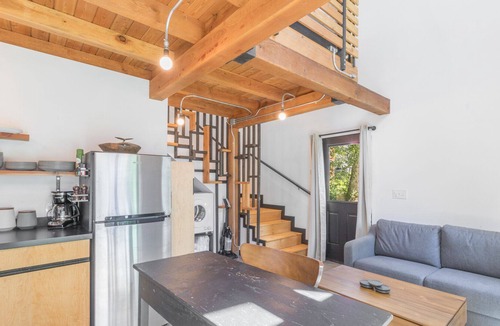 Ouray House | New Listing! Quaint Bungalow - Heart of Downtown Ouray - 30+ Day Stays