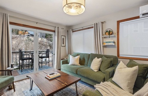 Ouray House | New Listing! River Front Mountain Views | Air Conditioning | Pet-friendly