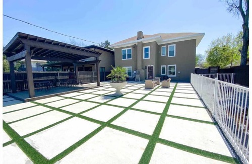 Lower Greenville House | ⭐️ NEW Renovated Modern Home in Lower Greenville ⭐️