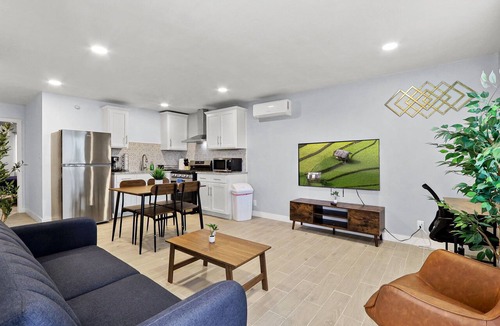 El Paso Apartment | New! Westside Fully Remodeled - Stylish 1BR