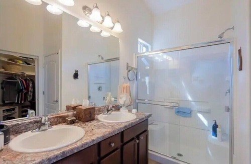 Colonia De Los Alamos House | Newer home with 2 car garage less than 30 minutes from Tucson airport