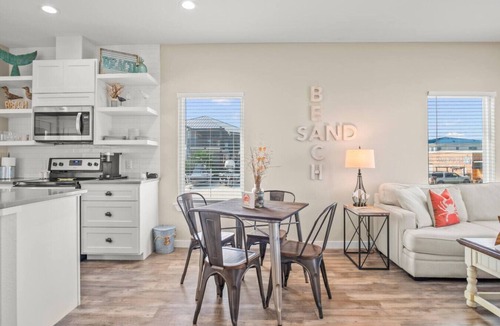 Port Aransas House | `Newly Built 2-Bedroom Coastal Cabin: Cozy Beach Retreat with Shopping & Dining Nearby!`