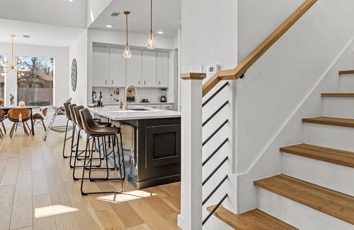 West Dallas House | Newly Designed Modern Home - BBQ, Fire pit & More