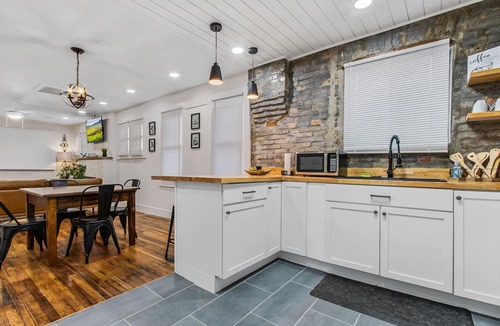 Downtown El Paso House | Newly renovated bungalow near downtown El Paso
