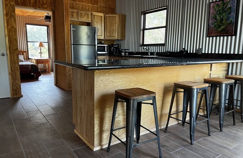 Barksdale Cabin | Nueces River Cabins-Elm Cabin