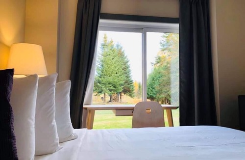 Val David Bed & Breakfast | Oberge Inn hotel - Nature, rivière, village