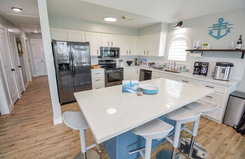Terramar Beach House | Ocean View Retreat! Pets, Fenced, Community Pool