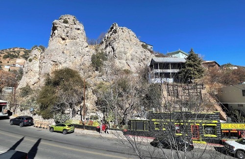 Bisbee Apartment | Old Bisbee Super Cute Retro House w/Amazing View of Castle Rock and B Hill