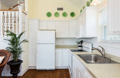 Spanish Grant House | Once Upon a Tide | Steps to the Beach!