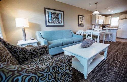 Galveston Resort | One bedroom Holiday Inn Club Vacations At Galveston for Halloween