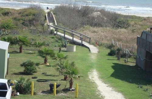 Sand Point House | ONLY In-Town Neighborhood w/Restaurant, Bar, Pool/Hot Tub, Beach & Cart Access
