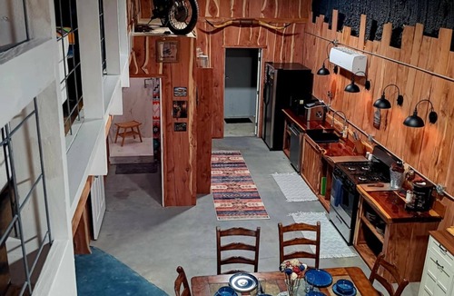 College Station House | Out Back Bunkhouse. Find peace & quiet in the country, 7 miles outside of town.