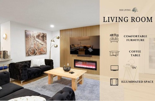White Rock Hills House | Panoramic 4BR 3BA Holiday Home with Pool, Grill, Sauna & Game Room