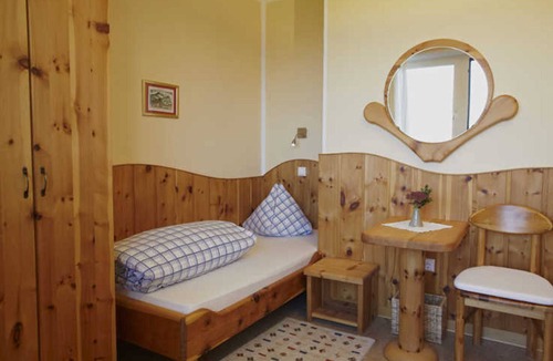 Eberstein House | Panoramic view single room 2 adults. + 1 child up to 12 years - Biolandhaus Arche