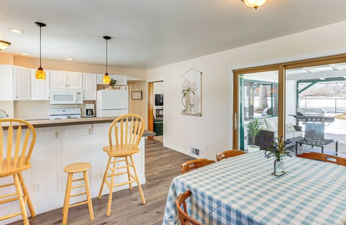 Mancos House | Patio & Mountain Views: Farmhouse in Mancos!