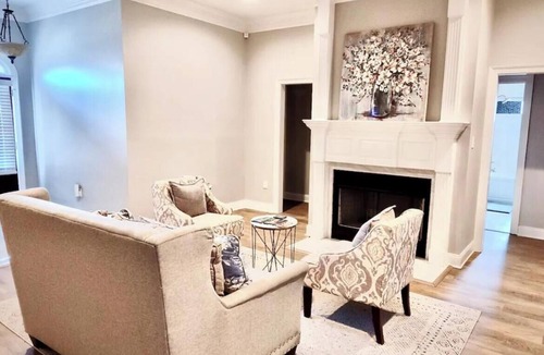 Broadmoor House | Peace on Woodwind @ Terrific 3-bedroom house in vibrant Baton Rouge