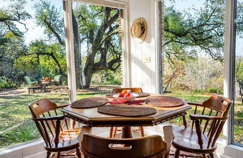 Georgetown Cabin | Peaceful Farm Cabin for Couples | TX Hill Country